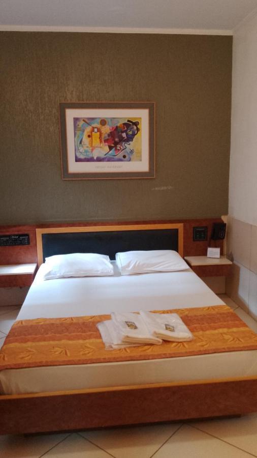 Hotel Smart Inn São Paulo Buitenkant foto